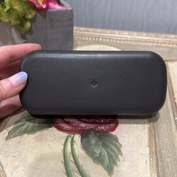 Kate Spade New York Eyeglass Case So Happy to See You Green - Picture 5 of 8